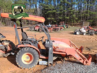 Used Kubota B26 Tractor Parts - Image 1