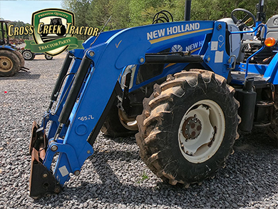 Used New Holland 665TL Loader - Image 1